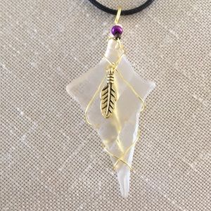 Antique Glass Pendant Necklace with Feather